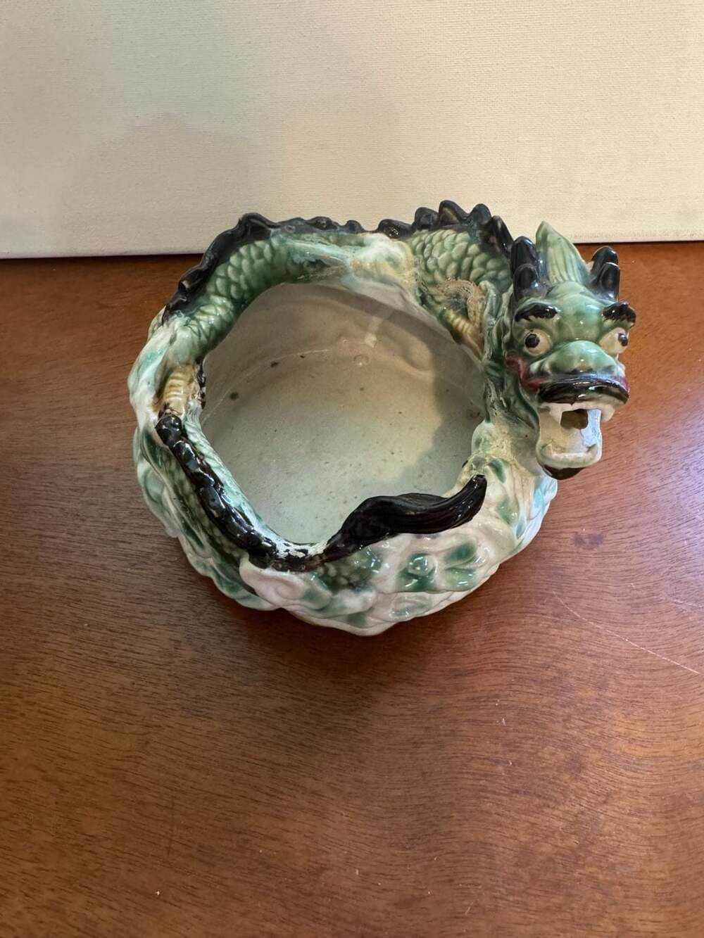 Vintage style Ceramic Chinese Dragon Decorative Bowl Planter